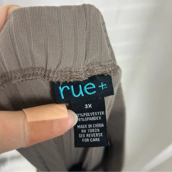 Rue 21 Plus Size Mocha Ribbed Knit Top & Pants Lounge Set Size 3X - Image 7