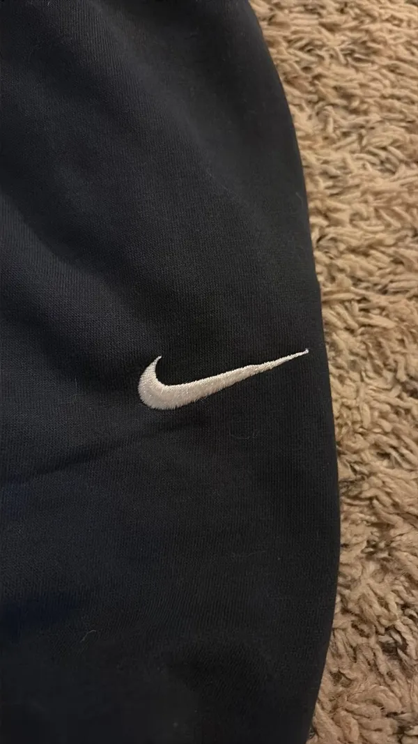 Nike Sweatpants - Image 4