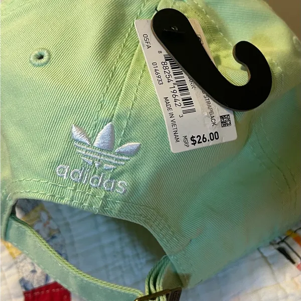 NWT Women’s Adidas Spring Green Baseball Cap - Image 2