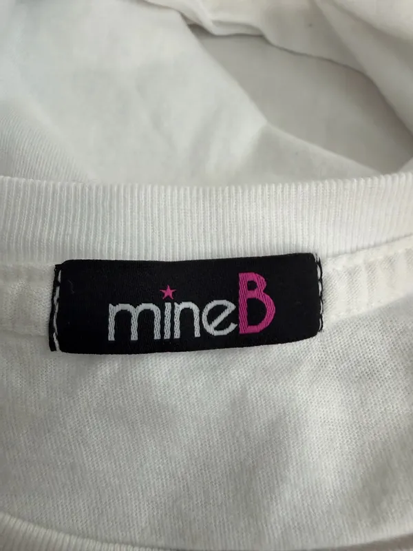 Mine B White Graphic 'Yellowstone Montana' Short Sleeve Tee - Image 4