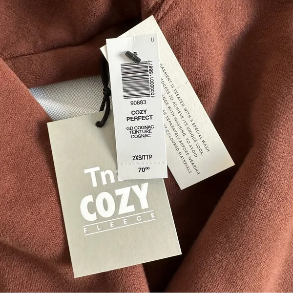 ARITZIA NWT: Cozy Fleece Perfect Sweat Set - Image 3