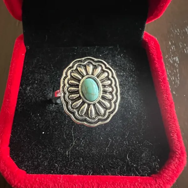 Women’s Stainless Steel Silver Simulated Faux Turquoise Ring Size 7 New - Image 2