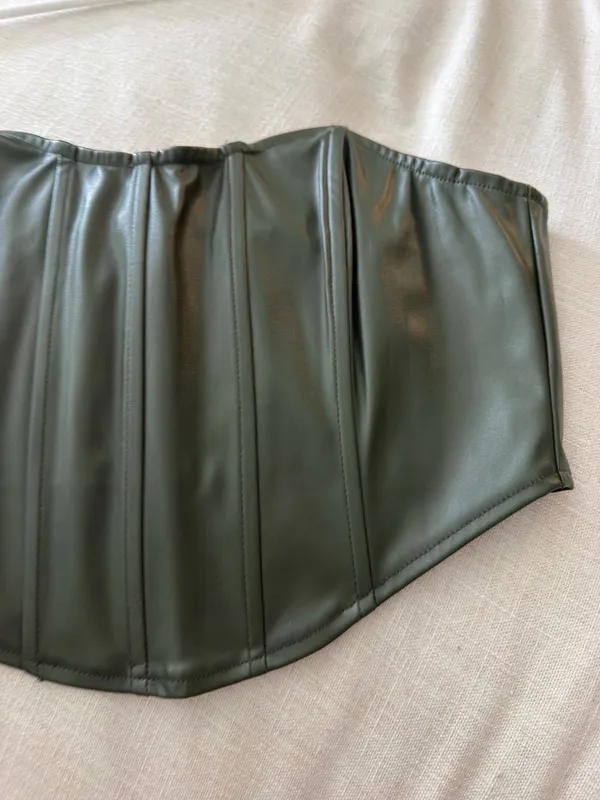 Shein Crop Top - Image 2