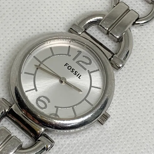 Fossil women’s watch 32mm round quartz analog BQ1600 all stainless steel running - Image 2