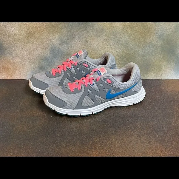 Nike Revolution 2 Women’s Running Shoes Size 9.5M - Image 16