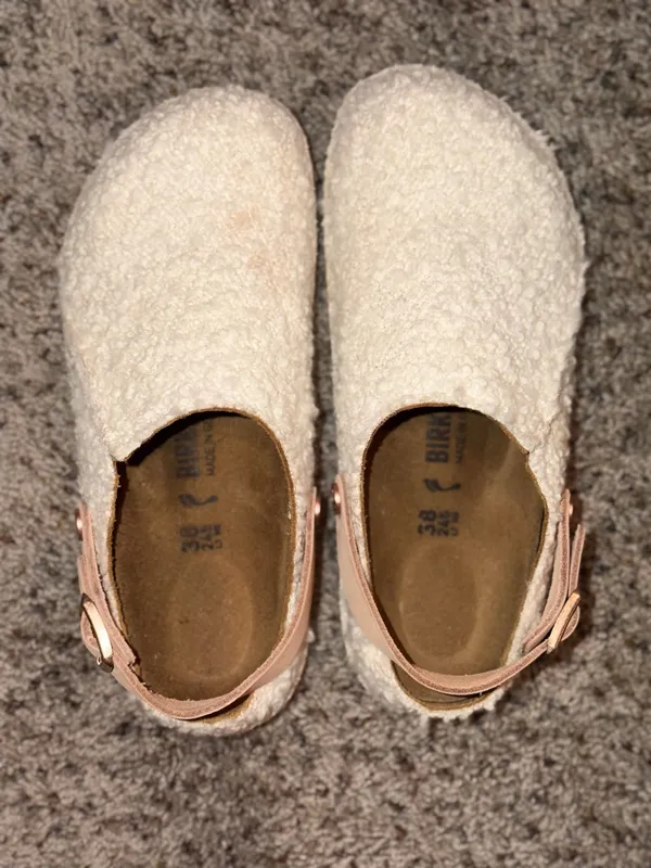 White Fuzzy Clog Birkenstock - Image 4