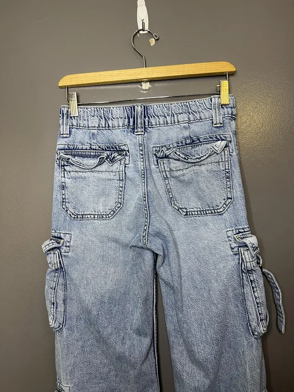 Aeropostale Cargo Jeans Womens XS Light Wash Blue Low Rise Straight Ruffle Denim - Image 8