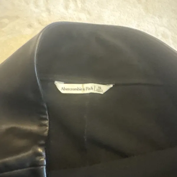 Abercrombie & Fitch Faux Leather Pants Size XL - Image 11