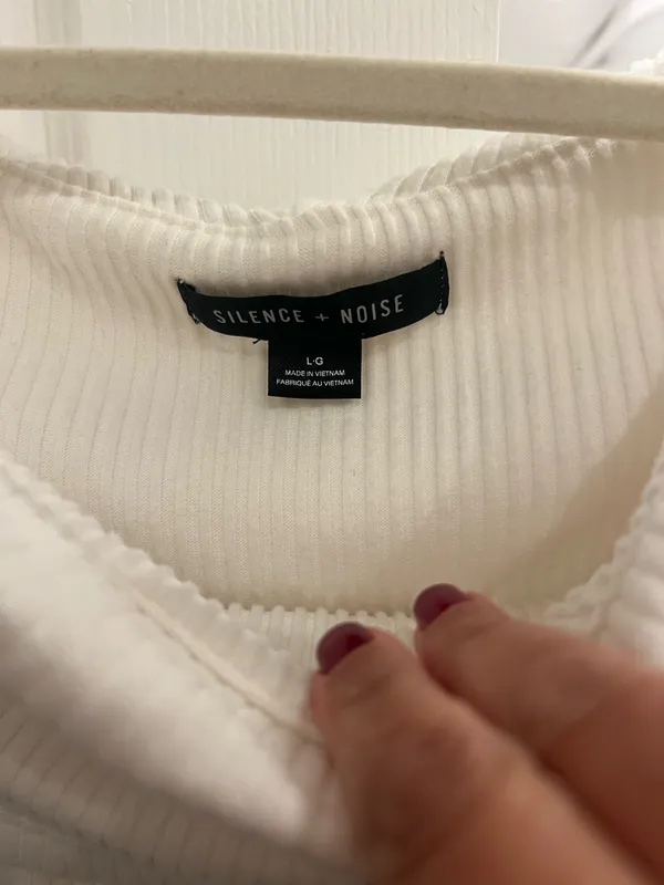 Urban Outfitters Beige Off the Shoulder Ribbed Top in Size L - Image 2