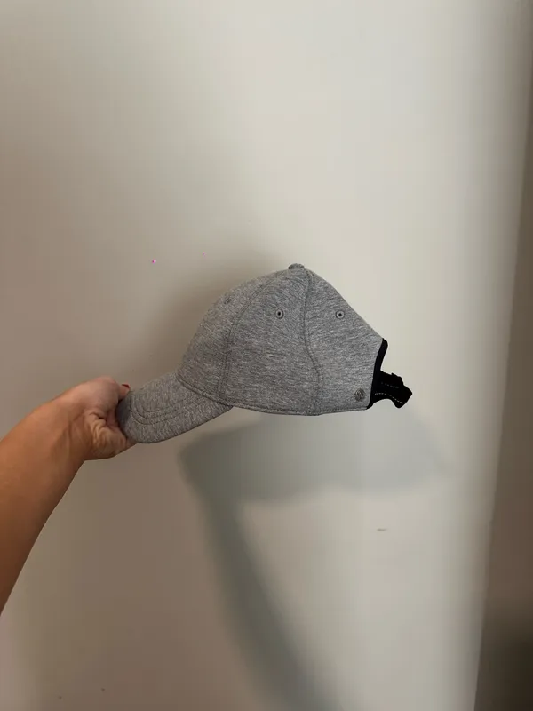 Lululemon hat - Image 3