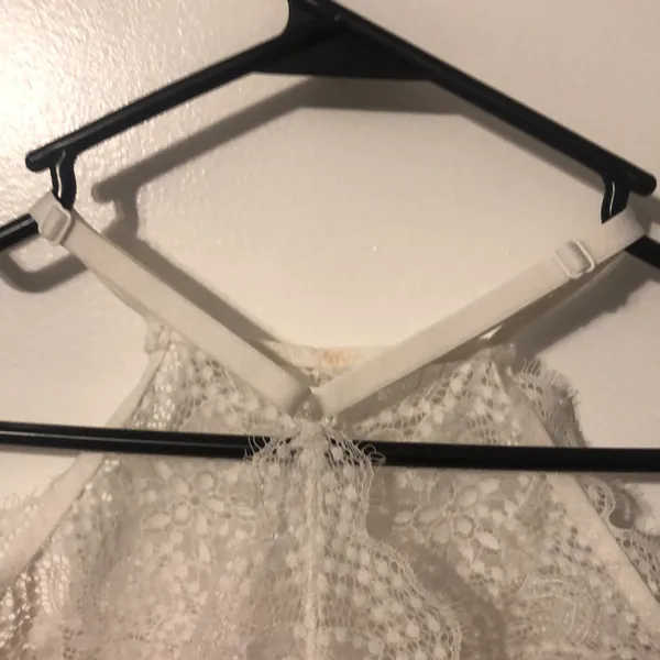 PINK Victoria's Secret Push-Up Pigeonnant Bra White Large - Image 6
