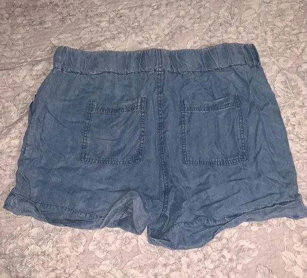 Marshalls TENCEL - cloth high waisted flowy shorts - Image 4