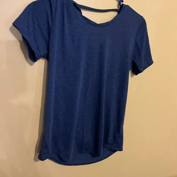 Brooks small blue top - Image 3