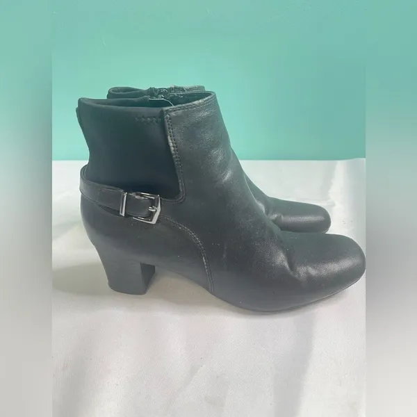 Black leather‎ buckle booties size 6 - Image 3