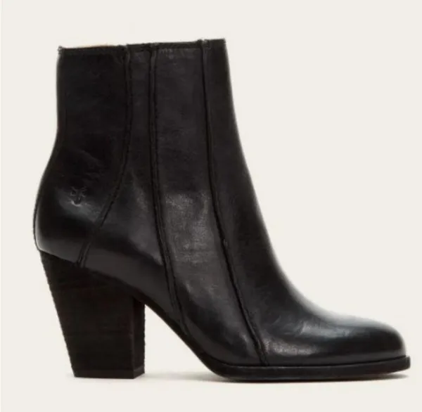 Frye Essa Seam Bootie Black Leather Western Almond Toe Ankle Zip Sz 6.5 - Image 3