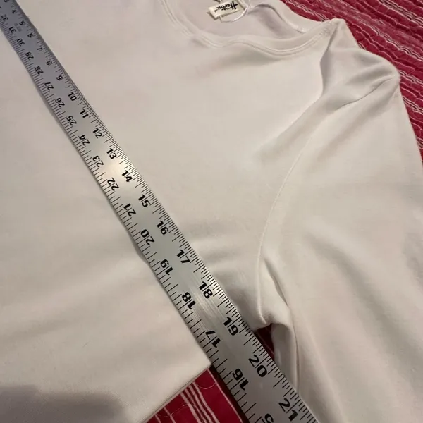 Elegant White Long Sleeve Women's Top - Image 6