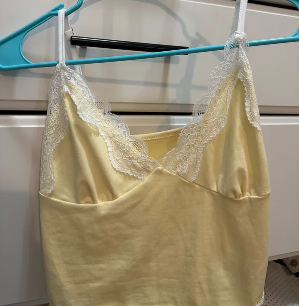 Yellow with lace tank top - Image 2