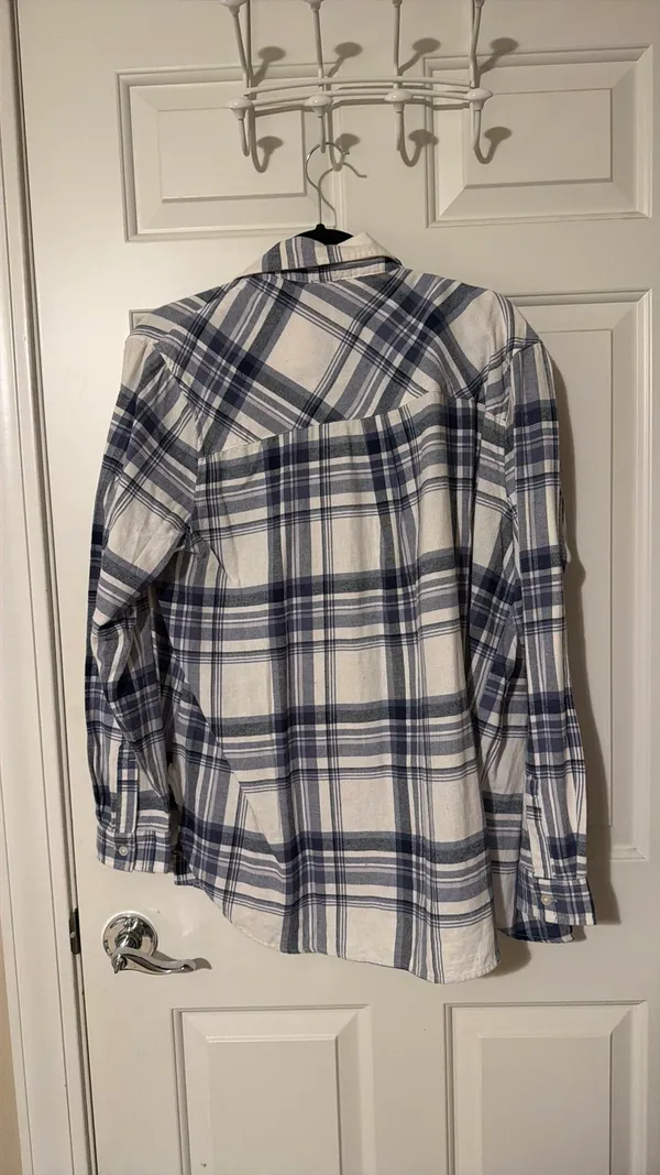 Gap Women’s Flannel Shirt - Image 4