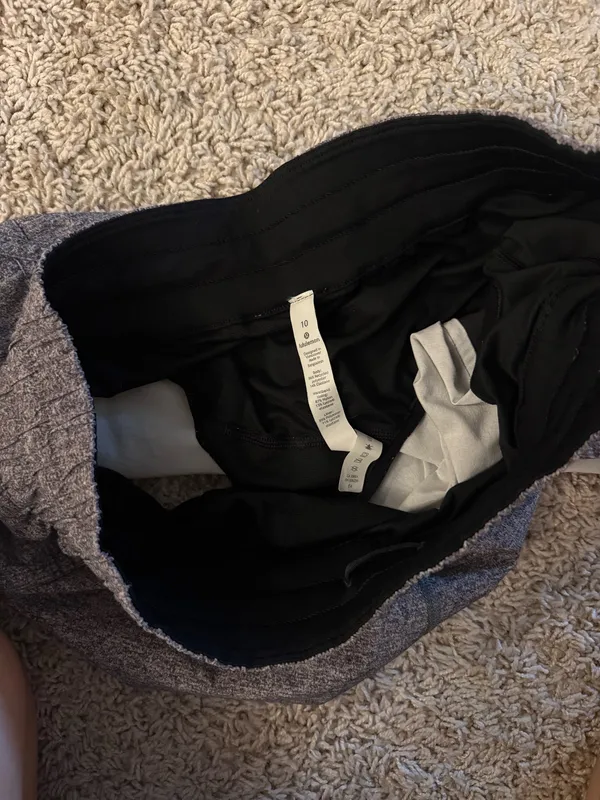 Track That Lululemon Shorts Mid-Rise grey - Image 5