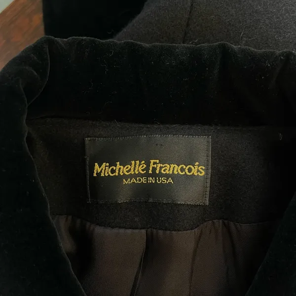 vintage Sophisticated Black Trench Coat with Timeless Design 42” length - Image 10