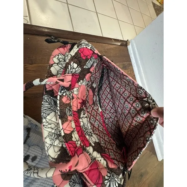 Vera Bradley Mocha Rouge Quilted Laptop Messenger Bag Pink Floral Crossbody - Image 5