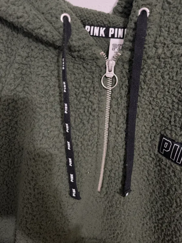 PINK Victoria’s Secret Sherpa - Image 4