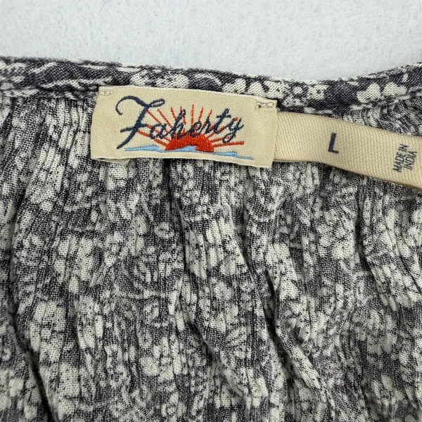 Faherty Women’s Floral Crinkle Blouse Short Sleeve Navy White Boho Casual Size L - Image 6