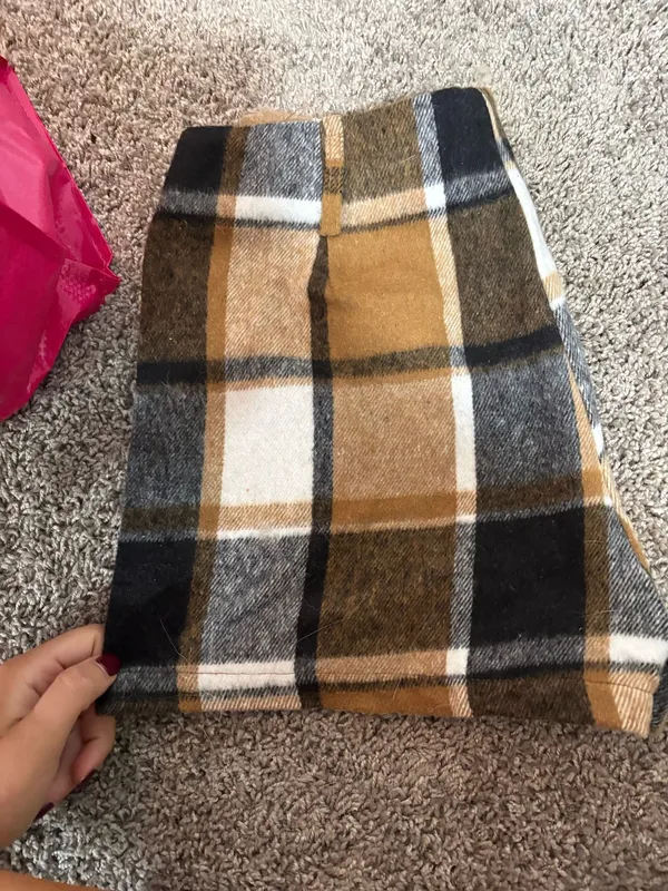 SHEIN plaid shorts - Image 2