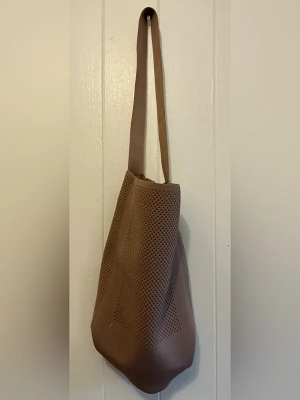 Rare Out Of Stock Brown Taupe Everlane Knit Woven Slouchy Shoulder Tote Handbag - Image 4