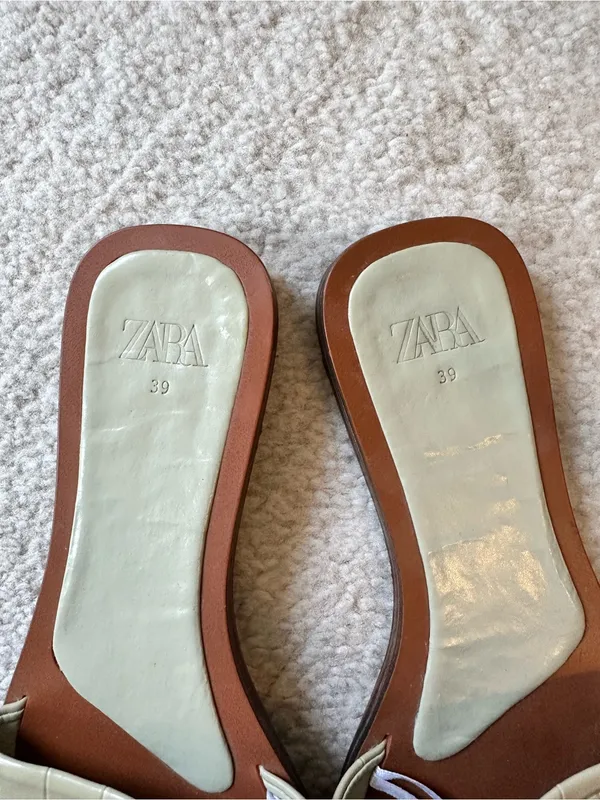 Zara Cream Croc Embossed Slide Sandals Size 39 / 8 - Image 4