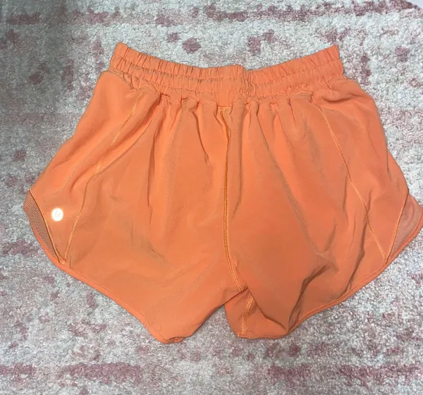 Lululemon Hotty Hot Shorts 4” - Image 3