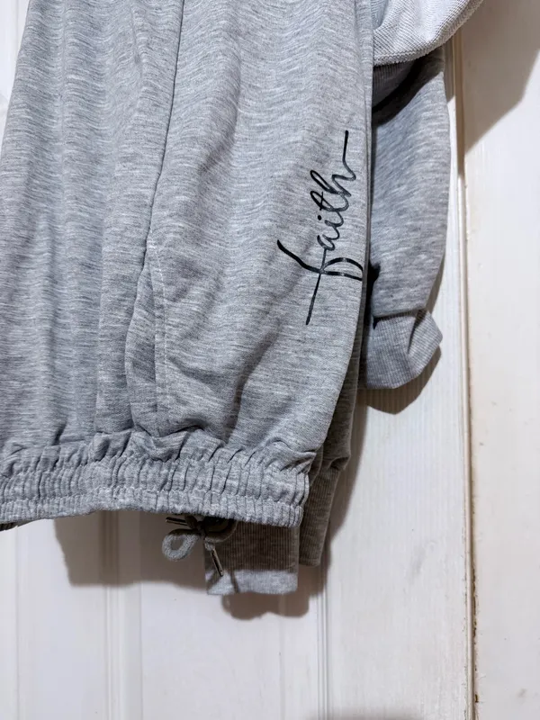Women Sweat Suit Gray Size XXL - Image 2