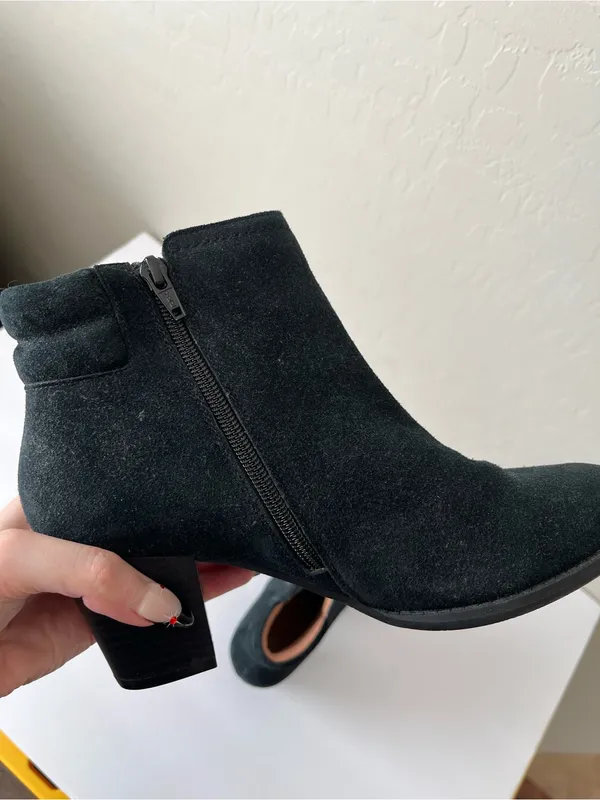 Vionic Jessie Water Resistant Suede Leather Ankle Boots Booties Black Size 8.5 - Image 6