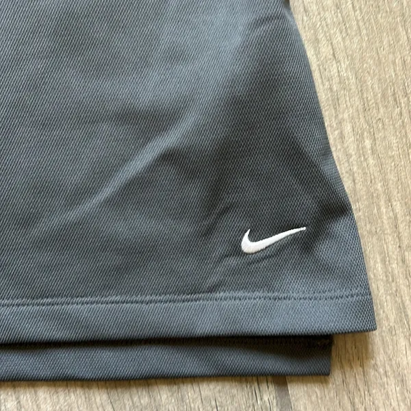 Nike gray polo - Image 2