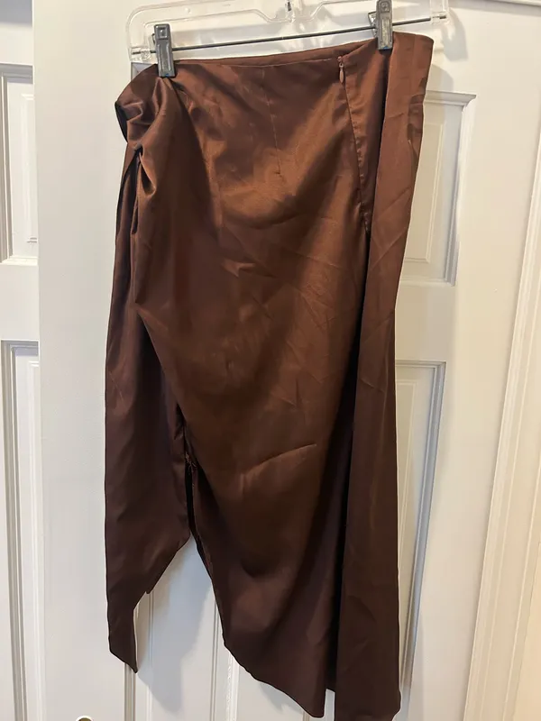 DO+BE Satin Skirt  - Image 3