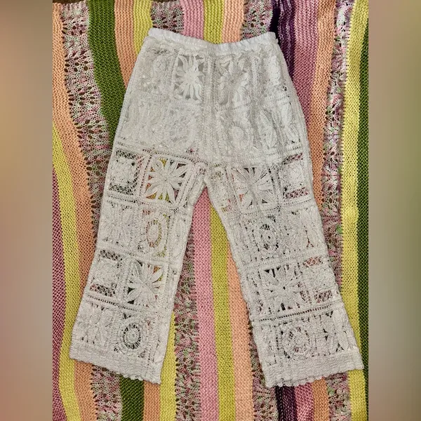 Women's White Crochet Pants Size L - Image 4