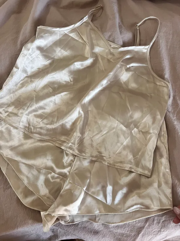 Lounge Silky  Set - Image 2