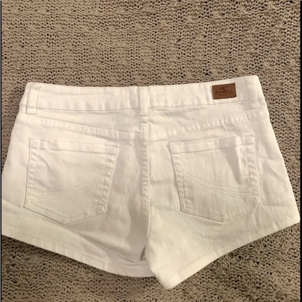 O'Neill white shorts - Image 6