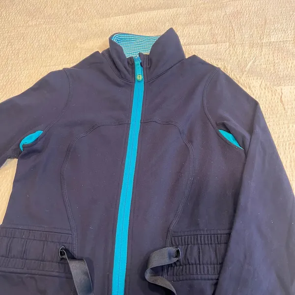 Lululemon navy blue vintage waist scrunch string jacket 4 women - Image 7