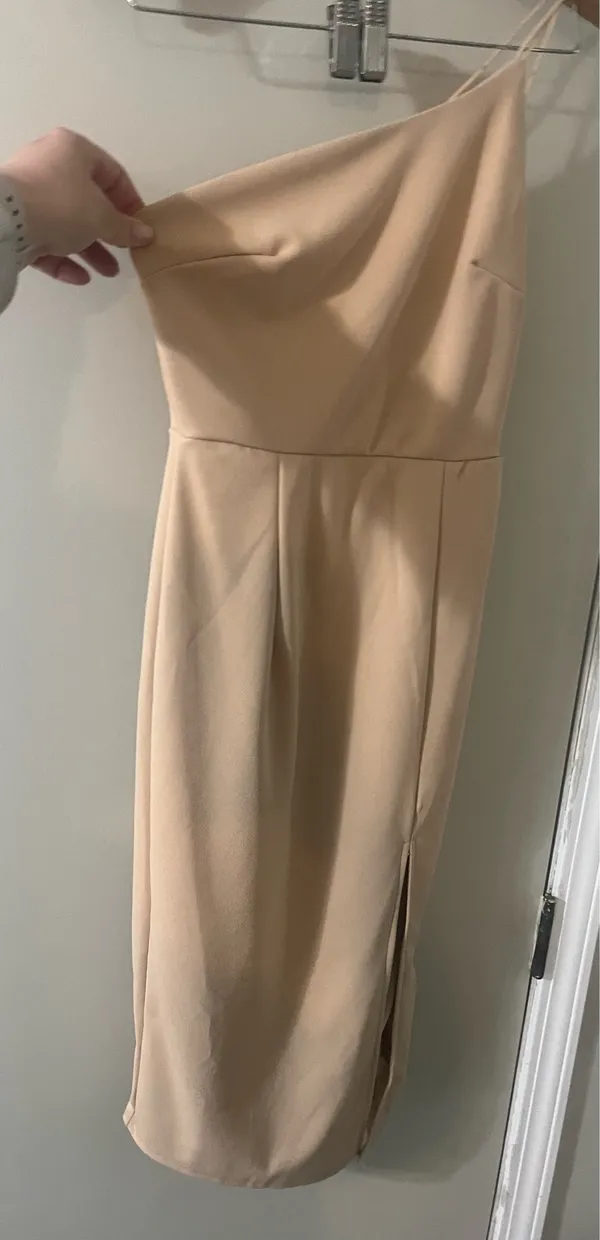 Perfection. Lulus Beige One Shoulder Dress XS Date Night - Image 9
