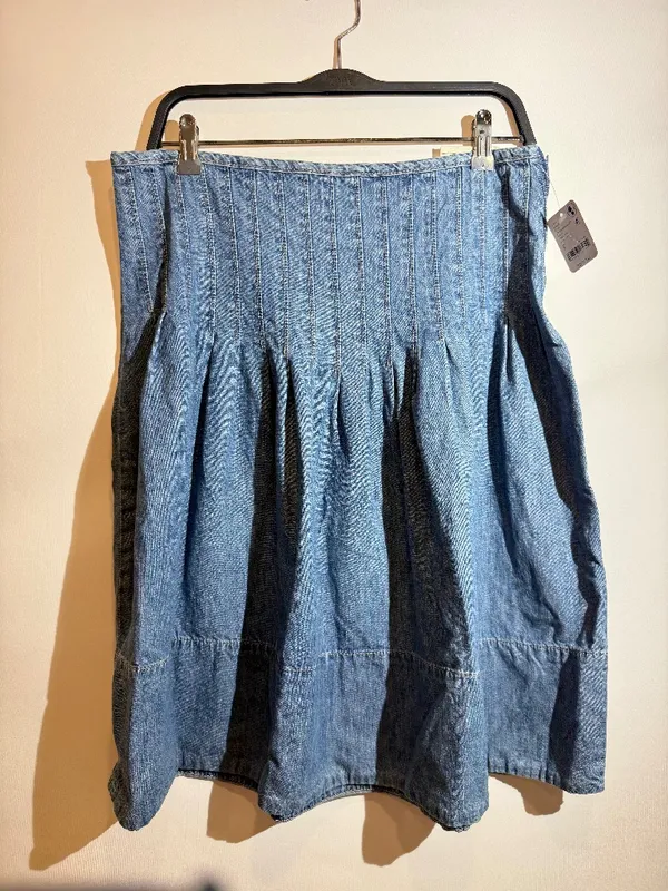 NWT Free People We The Free Peyton Pintuck Denim Midi Skirt Size 6 - Image 2