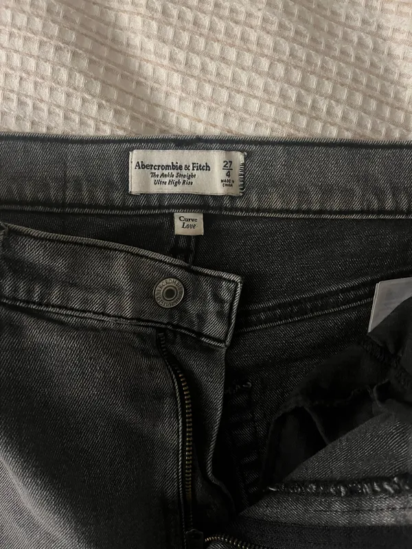 Abercrombie Curve Love Ultra High Rise Ankle Straight Jean - Image 2