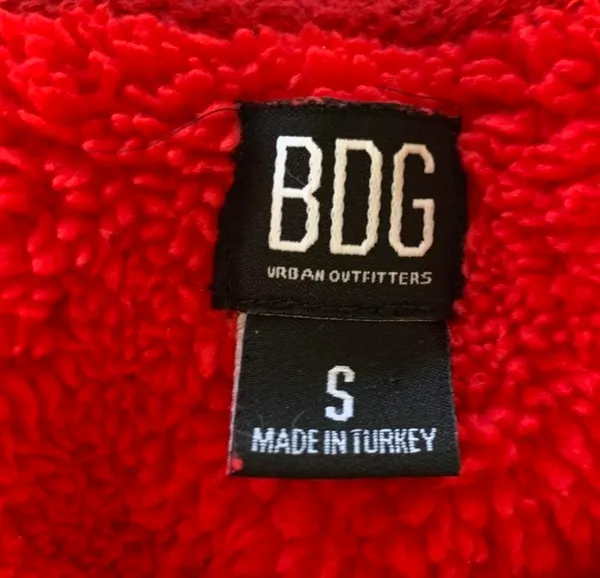 Urban Outfitters Red Chunky Sweater - Image 4