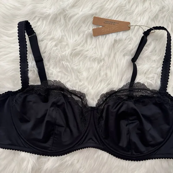 Skims Stretch Satin Lace Unlined Balconette Bra Onyx Size 44DD - Image 4