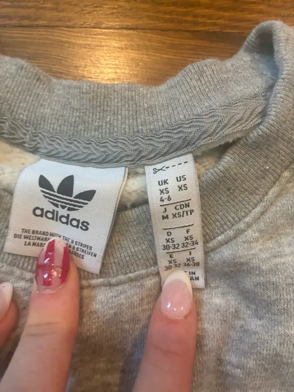 Adidas Sweatshirt - Image 2