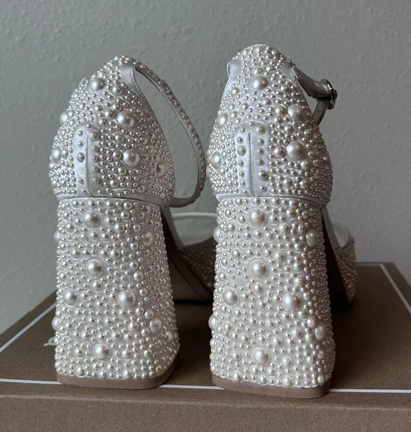Pandro Pearl Heels True White Satin - Image 5