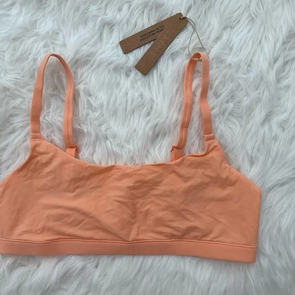 Skims Fits Everybody Scoop Neck Bralette Faded Nectar Medium - Image 4