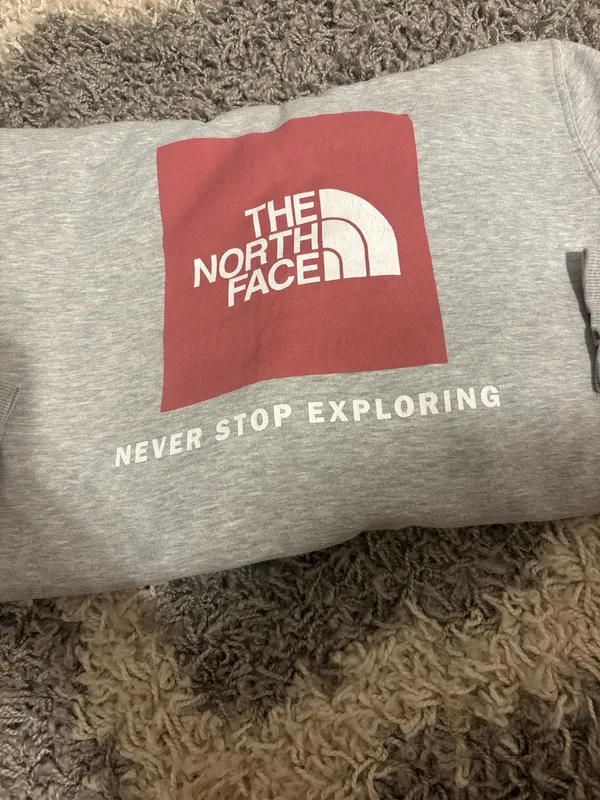 North face sweatshirt - Image 4