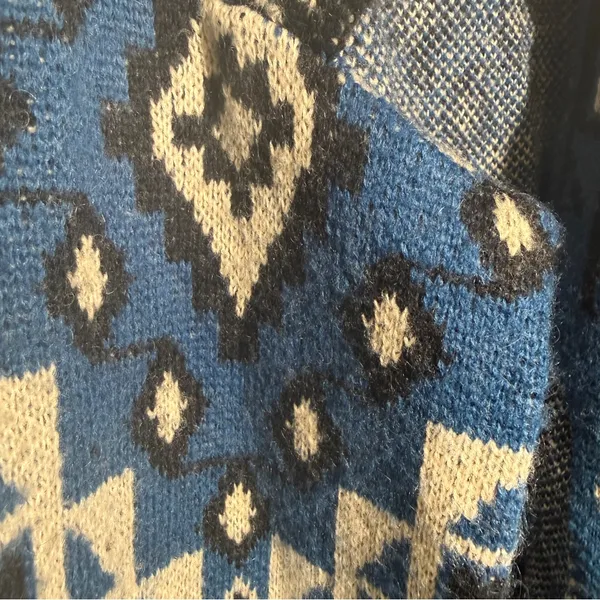 Miss Me Vintage Blue Geometric Patterned Open Front Cardigan Large - Image 3