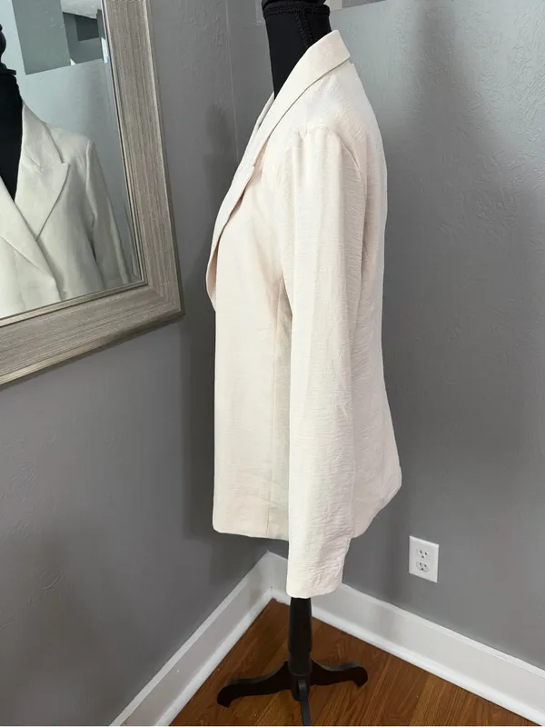 NWT Joie lightweight, open cream blazer subtle crinkle-texture notched lapel SM - Image 4